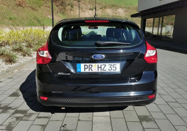Ford Focus cena 25900 przebieg: 229000, rok produkcji 2011 z Swarzędz małe 466